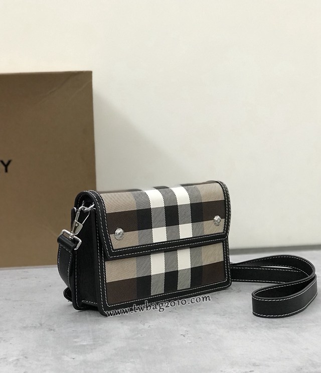 Burberry專門店新款精巧斜背包 巴寶莉品牌Horseferry印花女士肩背包 yxb1164